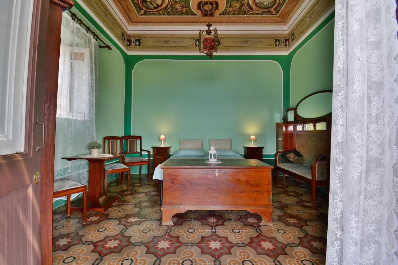 Mariangelica Hotel Ginostra Ngoại thất bức ảnh