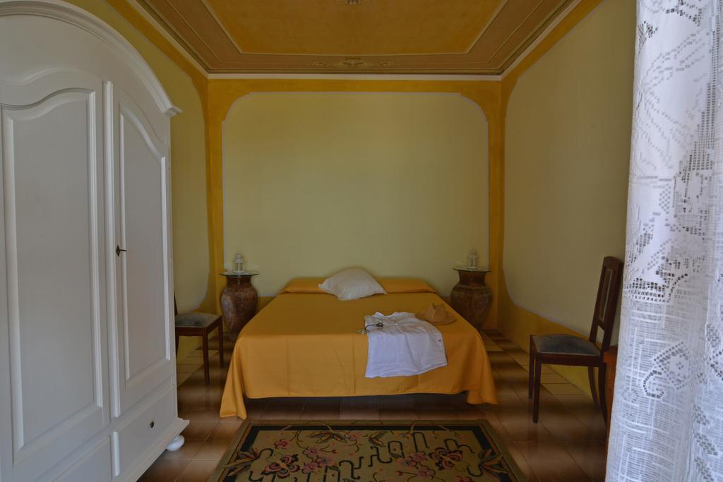 Mariangelica Hotel Ginostra Ngoại thất bức ảnh