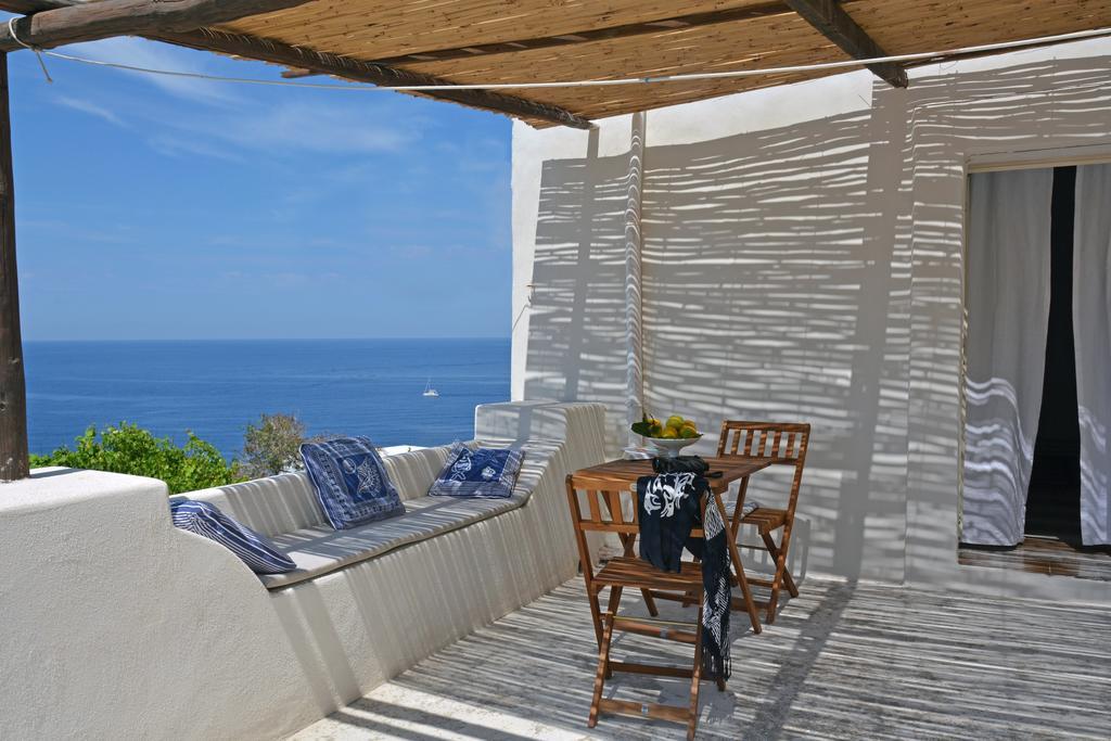 Mariangelica Hotel Ginostra Ngoại thất bức ảnh