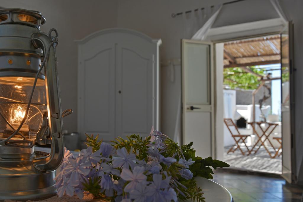 Mariangelica Hotel Ginostra Ngoại thất bức ảnh